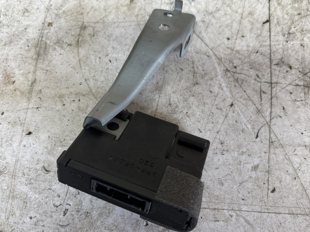 Toyota Auris 2012-2019 E18 2012-2019 Immobiliser doboz használt 