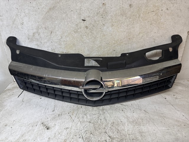 213413 Opel Astra H 2004-2014 2004-2014 Díszrács használt 