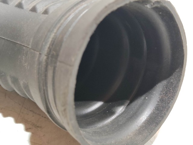 Fiat Stilo, Bravo, 500L, Idea, Tipo, Doblo, Lancia Ypsilon, Musa 1,4 16v benzin levegőcső, légszűrőházból a szívócsonkba 46827000