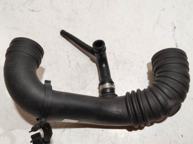 Fiat Stilo, Bravo, 500L, Idea, Tipo, Doblo, Lancia Ypsilon, Musa 1,4 16v benzin levegőcső, légszűrőházból a szívócsonkba 46827000