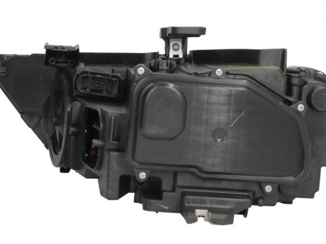 Audi Q3 2014.09.01-2018.06.30 utángyártott új jobb első fényszóró üres Bi-XENON D5S/H8+LED (motorral) DEPO