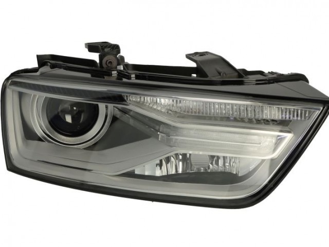 Audi Q3 2014.09.01-2018.06.30 utángyártott új jobb első fényszóró Bi-XENON D5S/H8+LED üres (motorral) TYC