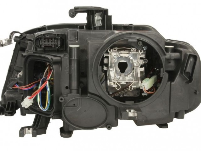 Audi A4 B8 2007.11.01-2012.01.3, A4 Allroad 2009.01.01-2011.07.31 utángyártott új jobb első fényszóró XENON/LED, nap.f., el.nélk. (motorral) TYC