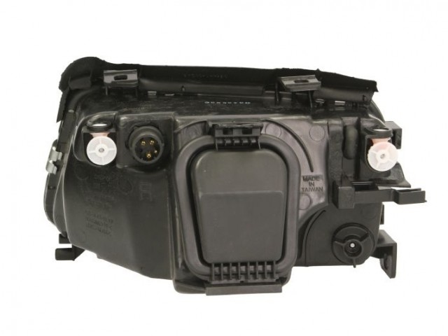 Audi A4 (B5) 1994.11.01-1998.12.31 utángyártott új jobb első fényszóró H4 (VALEO típusú) DEPO