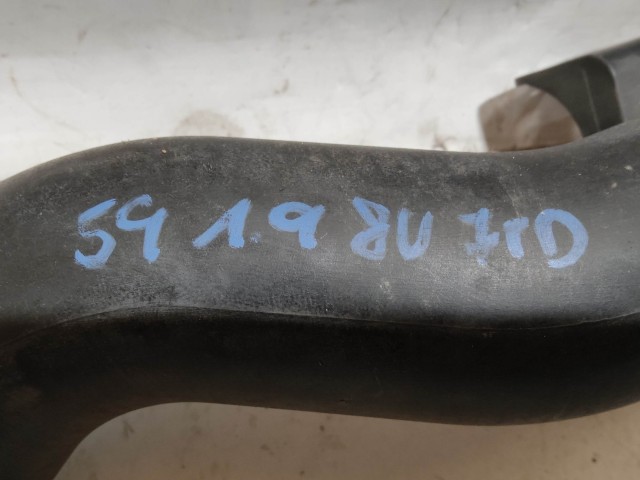 Alfa Romeo 159 1,9 8v Diesel levegőcső, intercollerból a szíbócsonkba 60697952
