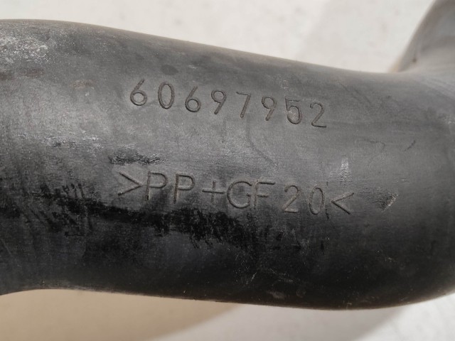 Alfa Romeo 159 1,9 8v Diesel levegőcső, intercollerból a szíbócsonkba 60697952