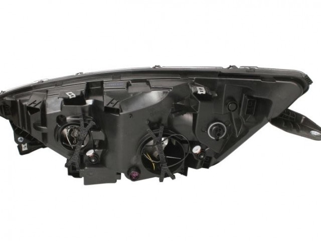 Iveco Daily 2014.07.01-2019.05.31 utángyártott új jobb első fényszóró H7/H1 fekete házas (motorral) DEPO