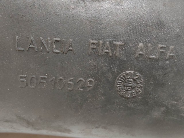 Alfa Romeo MiTo Levegőcső  használt szívócső a légszűrőházba 50510600