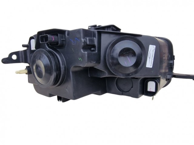 Citroen Berlingo 2018.06.01-2024.02.28 utángyártott új bal első fényszóró H7/H1 fekete h. (motorral) SZGK. DEPO