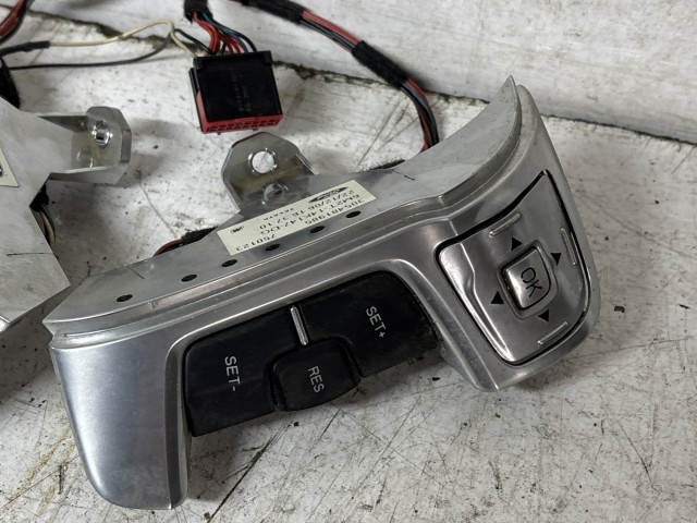 Ford Mondeo IV. 2007-2014 2007-2014 Kormány gombok használt