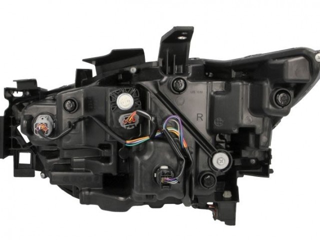 Mazda CX-5 2021.11.01-2025.09.30 utángyártott új jobb első fényszóró LED DEPO