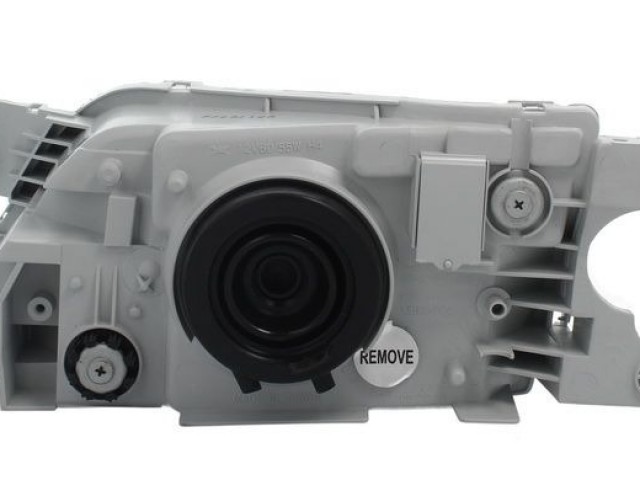 Mazda Premacy 1999.01.01-2001.09.30 utángyártott új jobb első fényszóró H4 (belülről áll. is) DEPO