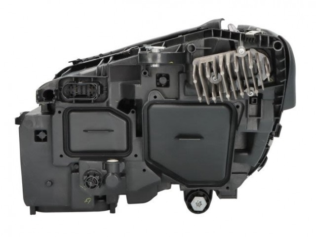 Mercedes Benz W205 C-Class 2014.03.01-2018.08.30 utángyártott új jobb első fényszóró LED (motorral) elektr.nélk. DEPO