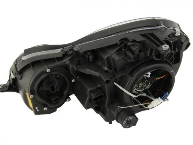 Mercedes Benz E-Class W211   2002.04.01-2006.06.30 utángyártott új jobb első fényszóró Xenon/H7 DEPO