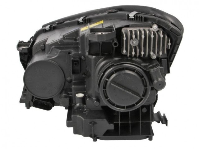 Mercedes Benz GLA X156  2013.12.01-2016 utángyártott új jobb első fényszóró XENON D3S/LED (motorral)  DEPO