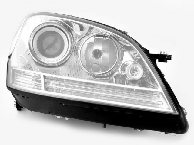 Mercedes Benz ML W164  2006.07.01-2008.06 utángyártott új jobb első fényszóró 2H7 (motorral)  DEPO