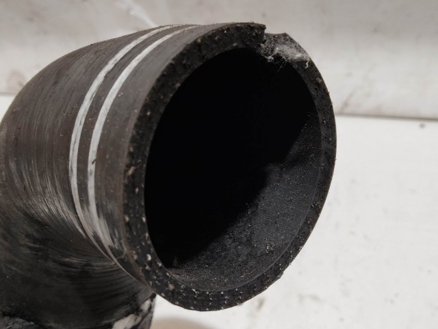 Fiat Stilo 2001-2007 Levegőcső  használt turbóból az intercollerba 46808700