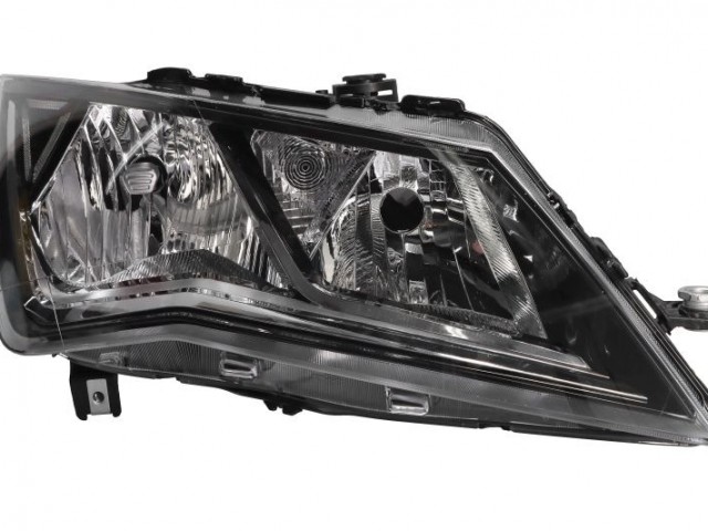 Seat Leon 5F 2017.01.01-2020.02.01 utángyártott új jobb első fényszóró 2H7+LED  (motorral) TYC