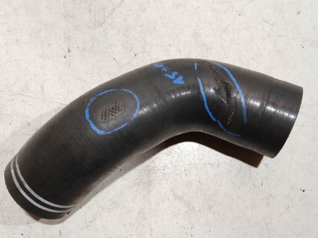 Fiat Stilo 2001-2007 Levegőcső  használt turbóból az intercollerba 46808700 a képen látható sérüléssel
