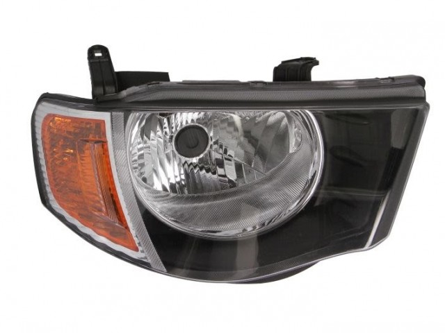 Mitsubishi L200  2005.12.01-2014.12.31 utángyártott új jobb első fényszóró H4 dupla fülkés, sárga (motoros) DEPO