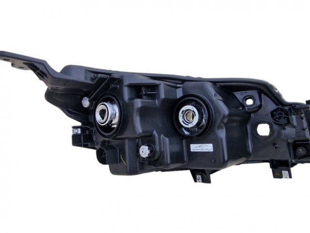 Suzuki Vitara 2014.07.05-2018.08.30 utángyártott új bal első fényszóró HB3/H11 (motorral) DEPO