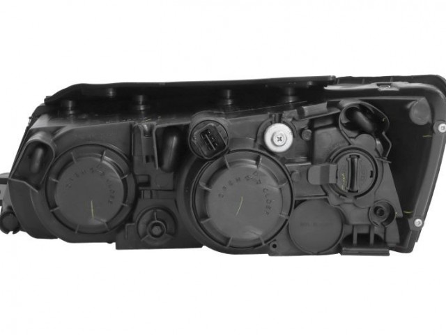 Hyundai Sonata 2005.02.01-2007.01.31 utángyártott új jobb első fényszóró H7/H1 CSAK park.senz.  (motoros) DEPO