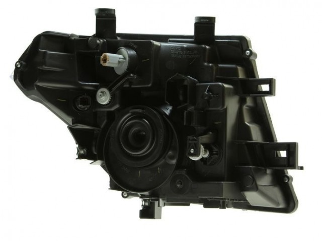 Nissan Navara  2005.05.01--2007.06. utángyártott új bal első fényszóró H4  (mororos) DEPO
