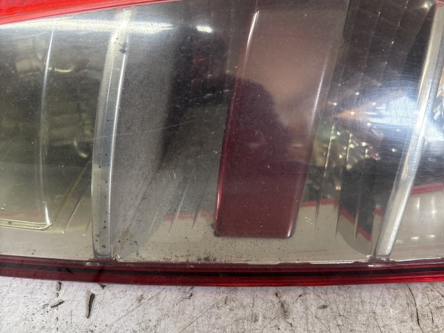 213512 Fiat Ulysse 2001-2010 Lámpa , Fényszóró használt bal hátsó a képen látható sérüléssel