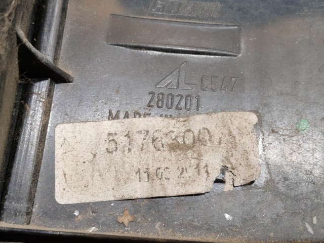 215185 Fiat Panda II. 2003-2012 bal hátsó lámpa, fekete házas