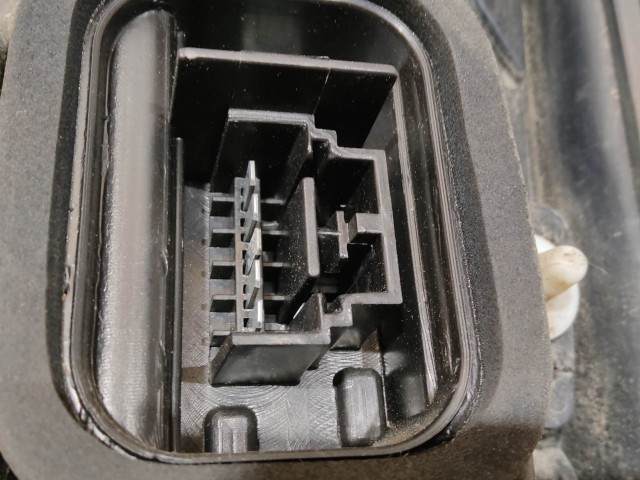 215185 Fiat Panda II. 2003-2012 bal hátsó lámpa, fekete házas