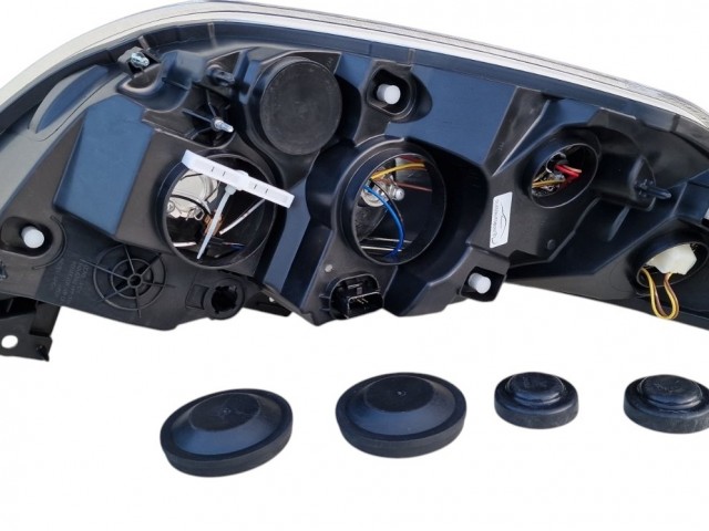 Opel Movano B 2010-2021,Renault Master III. 2010-2019 utángyártott új bal első fényszóró  H7/H1 (motoros) TYC