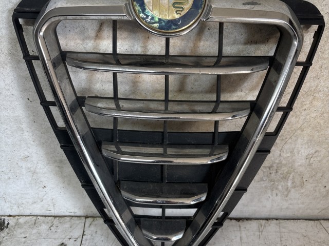 213575 Alfa Romeo Giulietta 2010-2020 Díszrács használt 