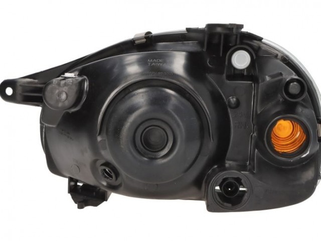 Opel Corsa B  1992.09.01-2000.08.31 utángyártott új jobb első fényszóró H4 TYC jobb