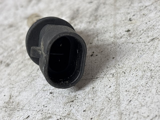 Alfa Romeo GT 2003-2010 2003-2010 Izzó foglalat első ködlámpa használt