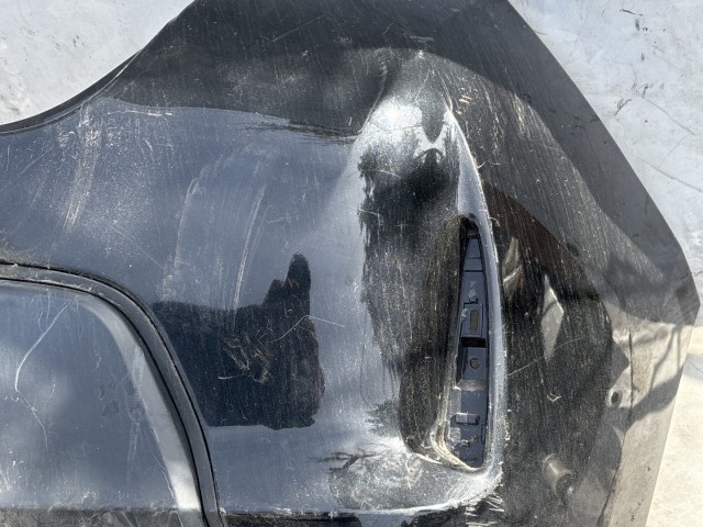213695 Toyota Auris E18 2012.09.01-2015.05.01 hátsó lökhárító, a képeken látható állapotban