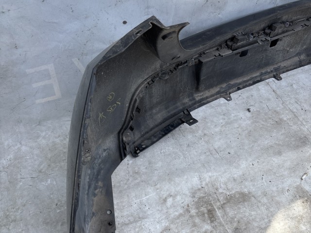 213695 Toyota Auris E18 2012.09.01-2015.05.01 hátsó lökhárító, a képeken látható állapotban