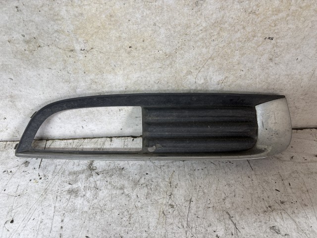 Opel Insignia 2008-2017 2008-2017 Ködlámpa keret,tartó használt Jobb