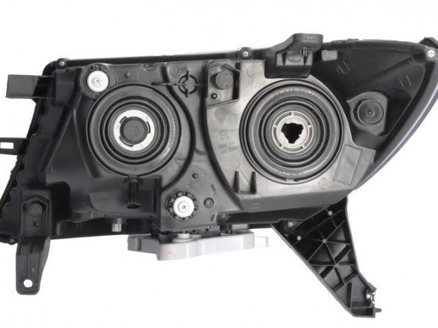 Nissan Phatfinder 2014.08.01- utángyártott új jobb első fényszóró H11/HB3 (motoros) DEPO