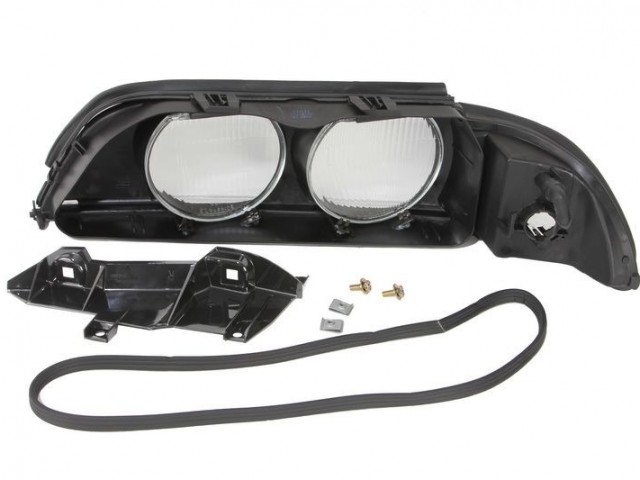 BMW 5 E39 1995.12.01-2000.08.31 utángyártott új jobb első fényszóró üveg fehér vill. (halogén fsz) TYC*