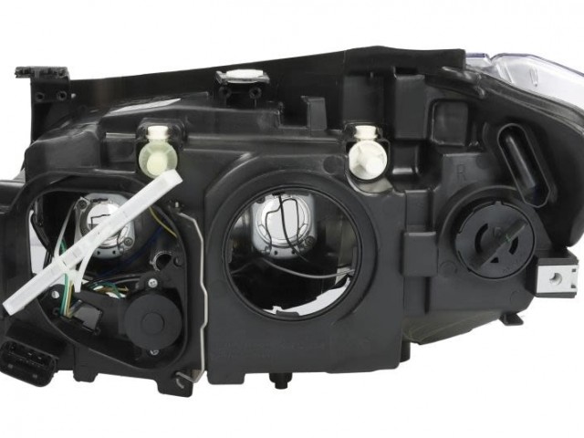 BMW X1 (E84) 2012.07.01-2015.08.31 utángyártott új jobb első fényszóró 2H7 fekete h.  (motorral) TYC