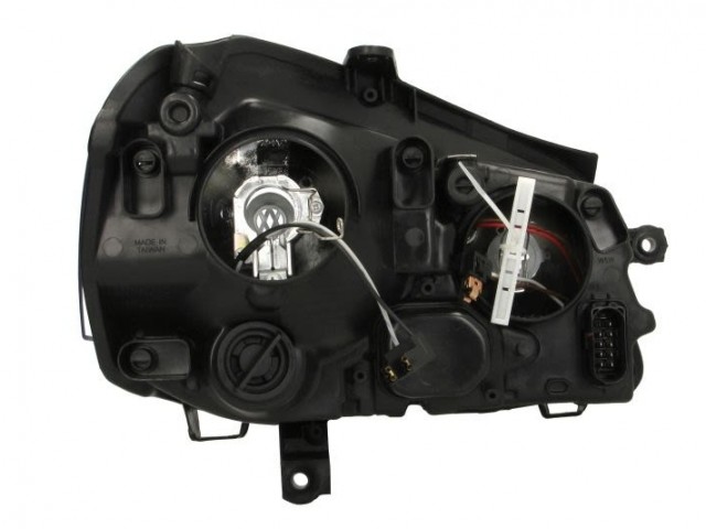 Volkswagen Polo 9N 2005.04.01-2009.05.31 utángyártott új bal első fényszóró FF-H7/H1 (nem GTI) TYC