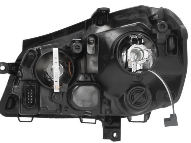 Volkswagen Polo 9N 2005.04.01-2009.05.31 utángyártott új jobb első fényszóró H7/H1 fekete házas ,GTI (motorral) TYC