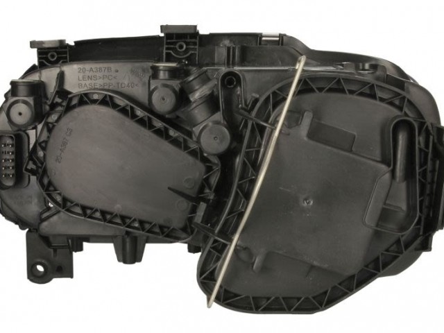 Volkswagen Caddy III. 2004.02.01-2009.12.31  utángyártott új jobb első fényszóró 2H7 króm házas (motorral) AL-tip.     TYC
