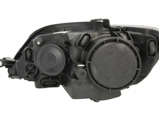 Volkswagen Golf Plus  2009.03.01-2014.01.30 utángyártott új jobb első fényszóró H7/H15 fekete h. (motorral) TYC