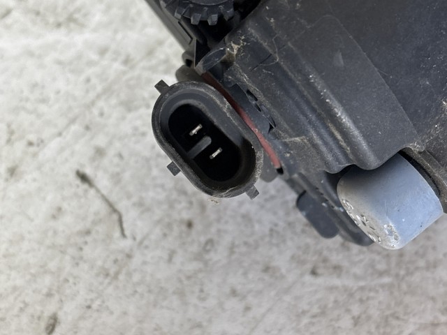 Toyota Rav 4 2005-2012 2005-2013 Ködlámpa használt bal
