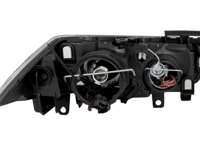 Renault Megane II.   2006.01.01-2008.10.31 utángyártott új bal első fényszóró H7/H1 ezüst házas (motoros) DEPO