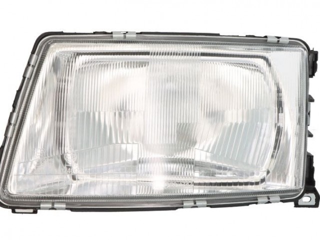 Audi 100 C3  1982.10.01-1990.11.30 utángyártott új bal első fényszóró H4 TYC