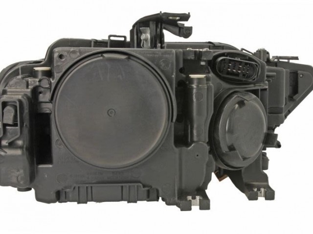 Audi A4 B8  2012.02.02-2015.06.01 utángyártott új bal első fényszóró Bi-XEN. D3S/LED+nap.f.  (nem kany.k.) TYC*