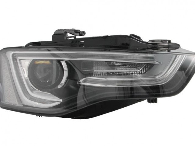 Audi A5 2011.10.01-2015.05.01 utángyártott új jobb első fényszóró D3S Bi-Xenon  TYC *