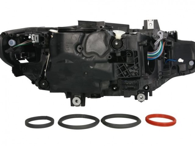 BMW 3 F30 2015.05.01-2018.11.01 utángyártott új bal első fényszóró 5 féle LED funkcióval TYC *